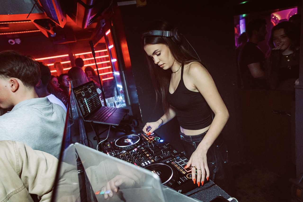 DJ Rita